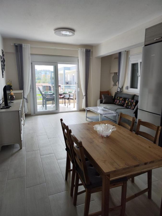 ניקיטי Lilli Deluxe Apartment מראה חיצוני תמונה