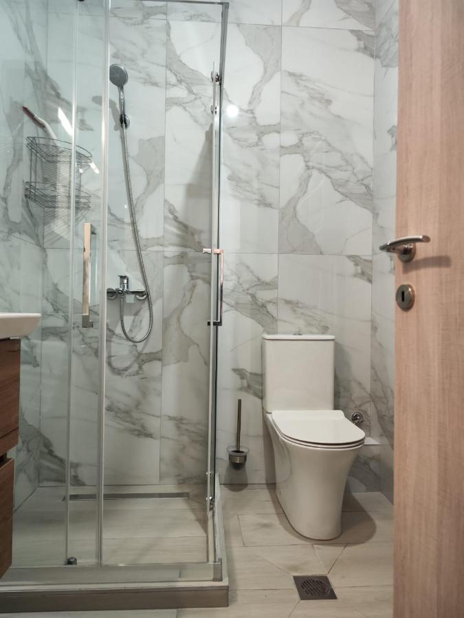 ניקיטי Lilli Deluxe Apartment מראה חיצוני תמונה